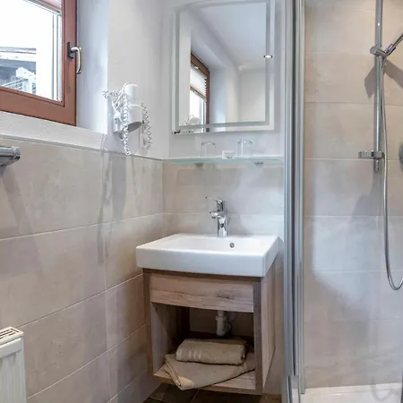 Haus Otto Arnold Πανσιόν 3*