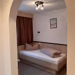 Haus Otto Arnold Guest house